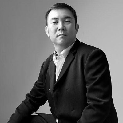 大马人何 (Jerry)